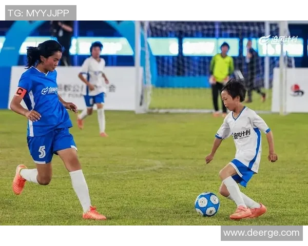 足球明星励志瞬间汇聚展现奋斗精神与梦想追逐的精彩时刻